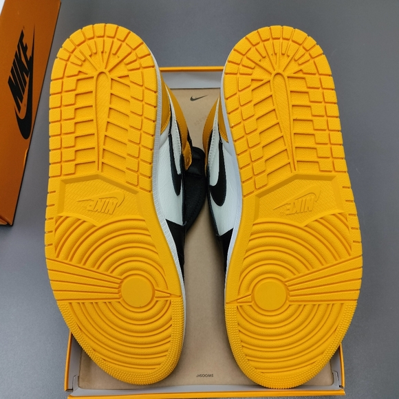 Jordan 1 High OG Taxi - Picture 6 of 7